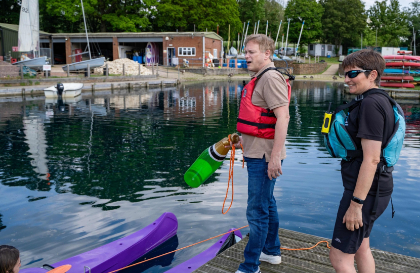 Grant launching bell boat